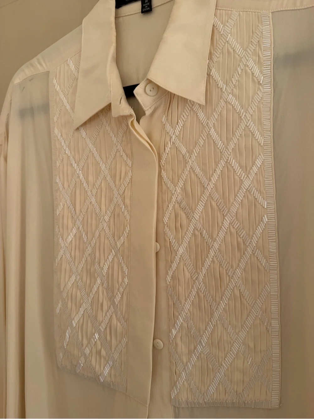 Carmen Marc Valvo Cream Silk-Look Collared Blouse - Picture 3 of 6